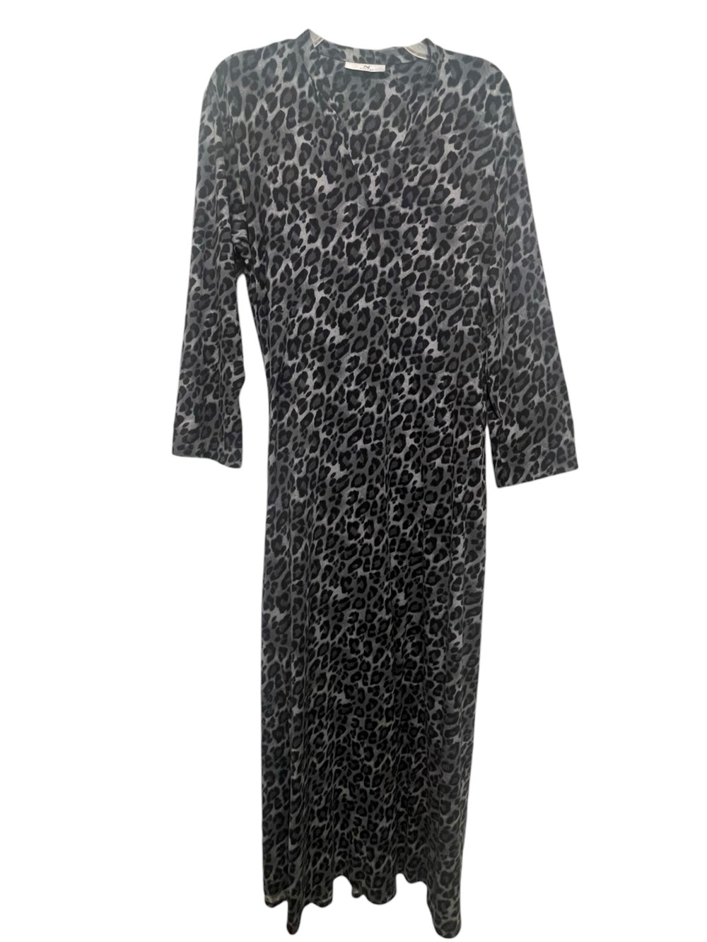NATORI Womenโs Long Sleeve Leopard Print Maxi Dress/Nightie Black/Grey Sz Medium